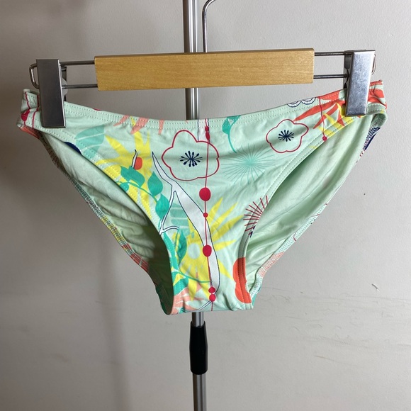 Cavin Klein bottom - Picture 1 of 5